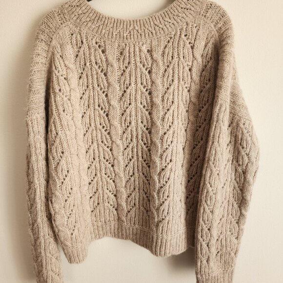 Velvet by Graham and Spencer Sade Alpaca Sweater NWT - Picture 3 of 5